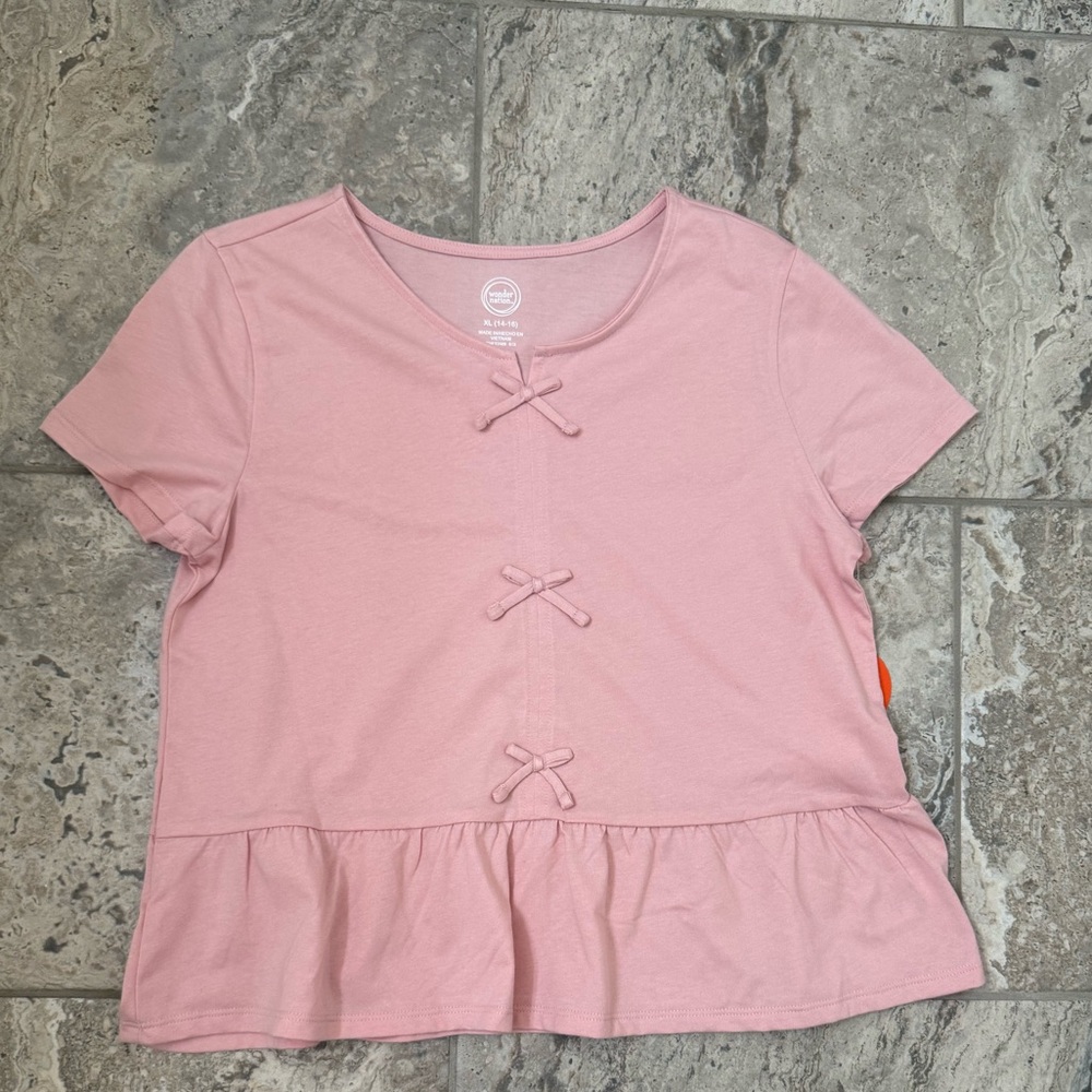 NWT Size XL (14-16) Pearl Blush Top with Bow Accents